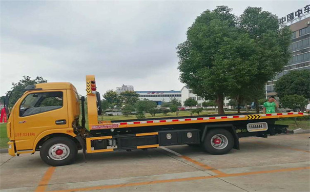白山定远24小时拖车救援电话号码，定远道路救援公司怎么收费的